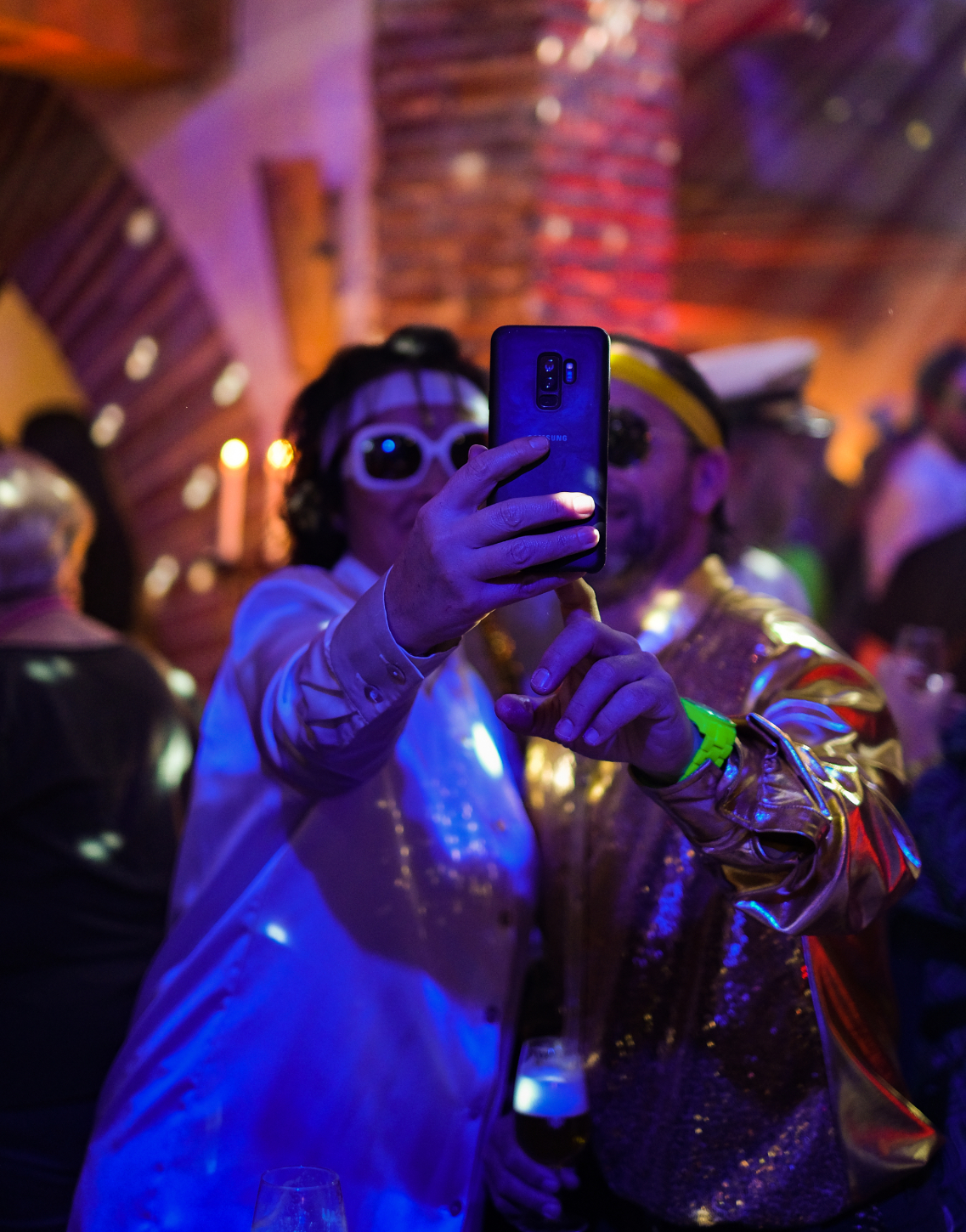 Soiree carnaval rombeau année 80 selfie